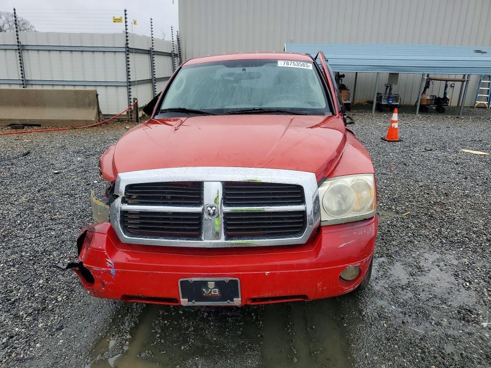 2005 Dodge Dakota Quad SLT
