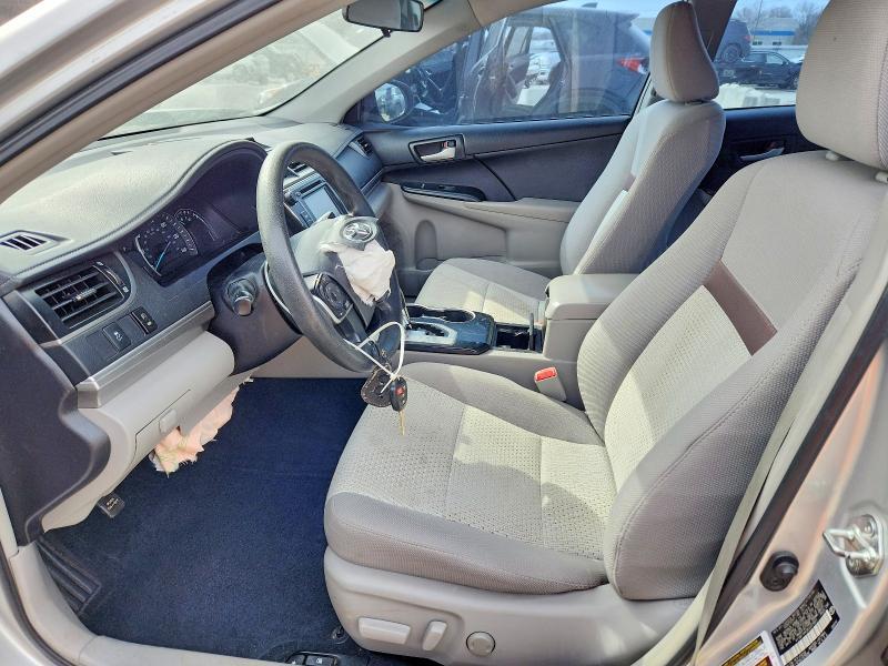 2014 Toyota Camry le