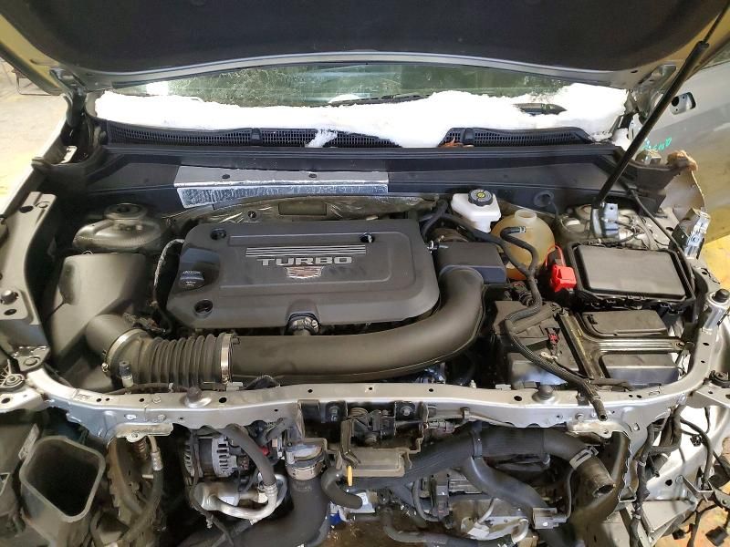 2023 Cadillac XT4 Premium Luxury