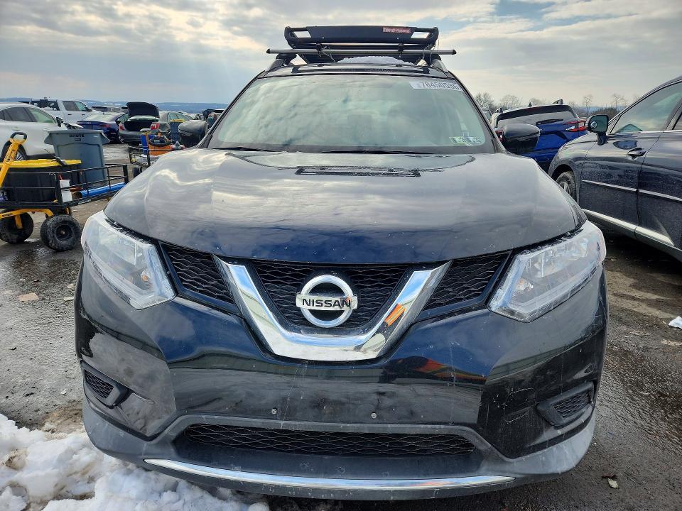 2016 Nissan Rogue sv