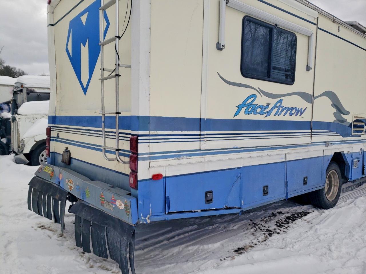 1999 Fleetwood RV