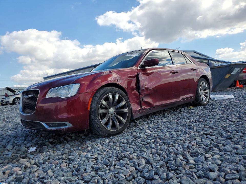 2018 Chrysler 300 Touring
