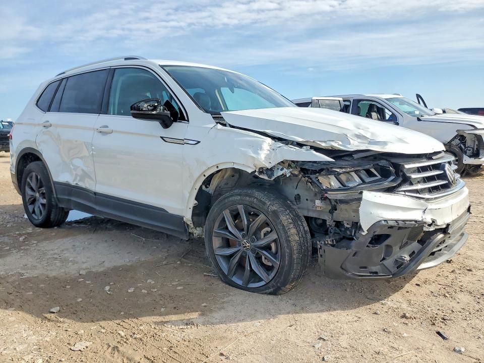 2023 Volkswagen Tiguan se