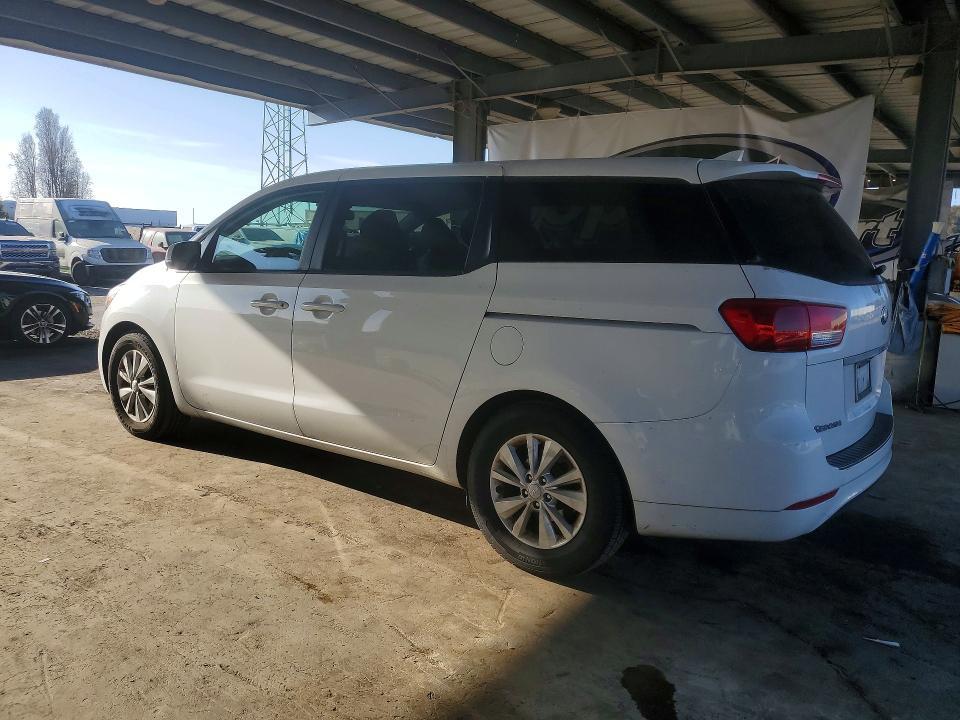 2017 KIA Sedona lx