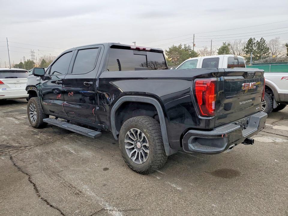 2023 GMC Sierra K1500 AT4