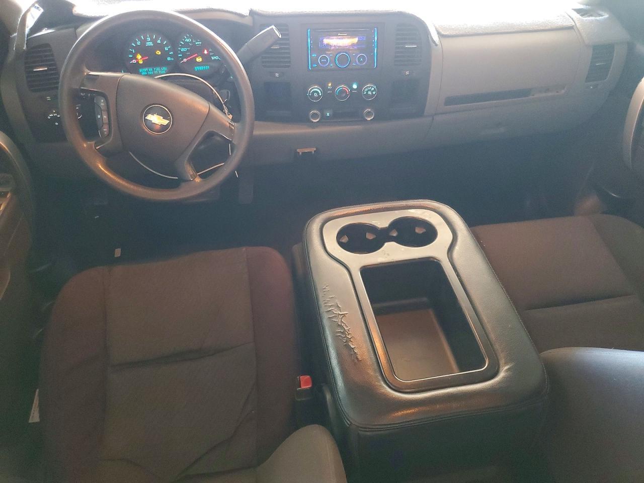 2011 Chevrolet Silverado C1500 LS