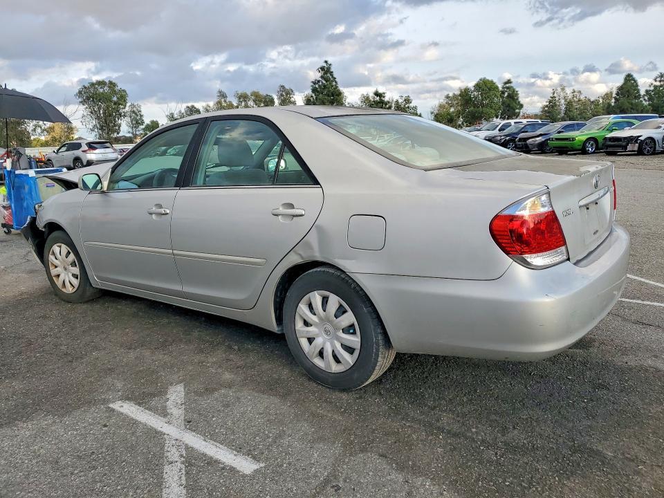 2006 Toyota Camry le