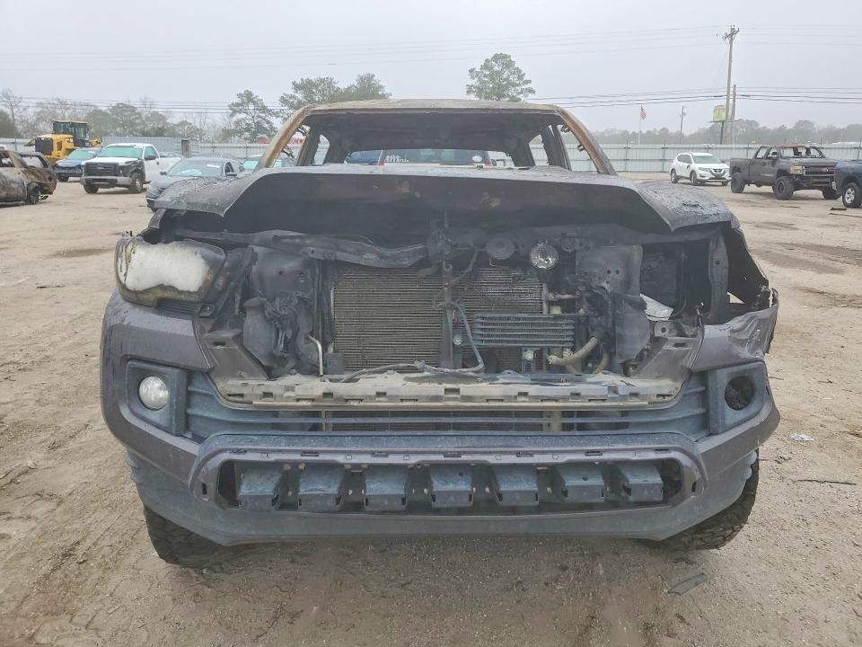 2017 Toyota Tacoma Double cab