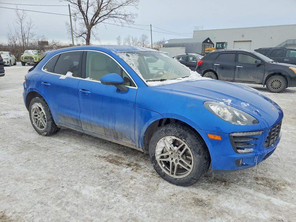 2016 Porsche Macan s