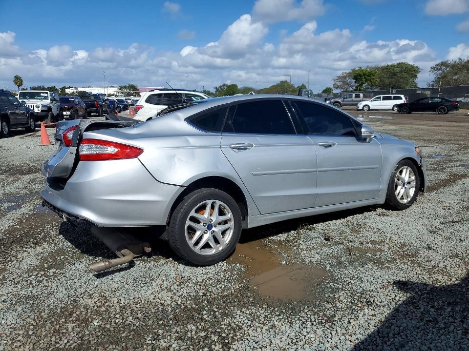 2016 Ford Fusion se