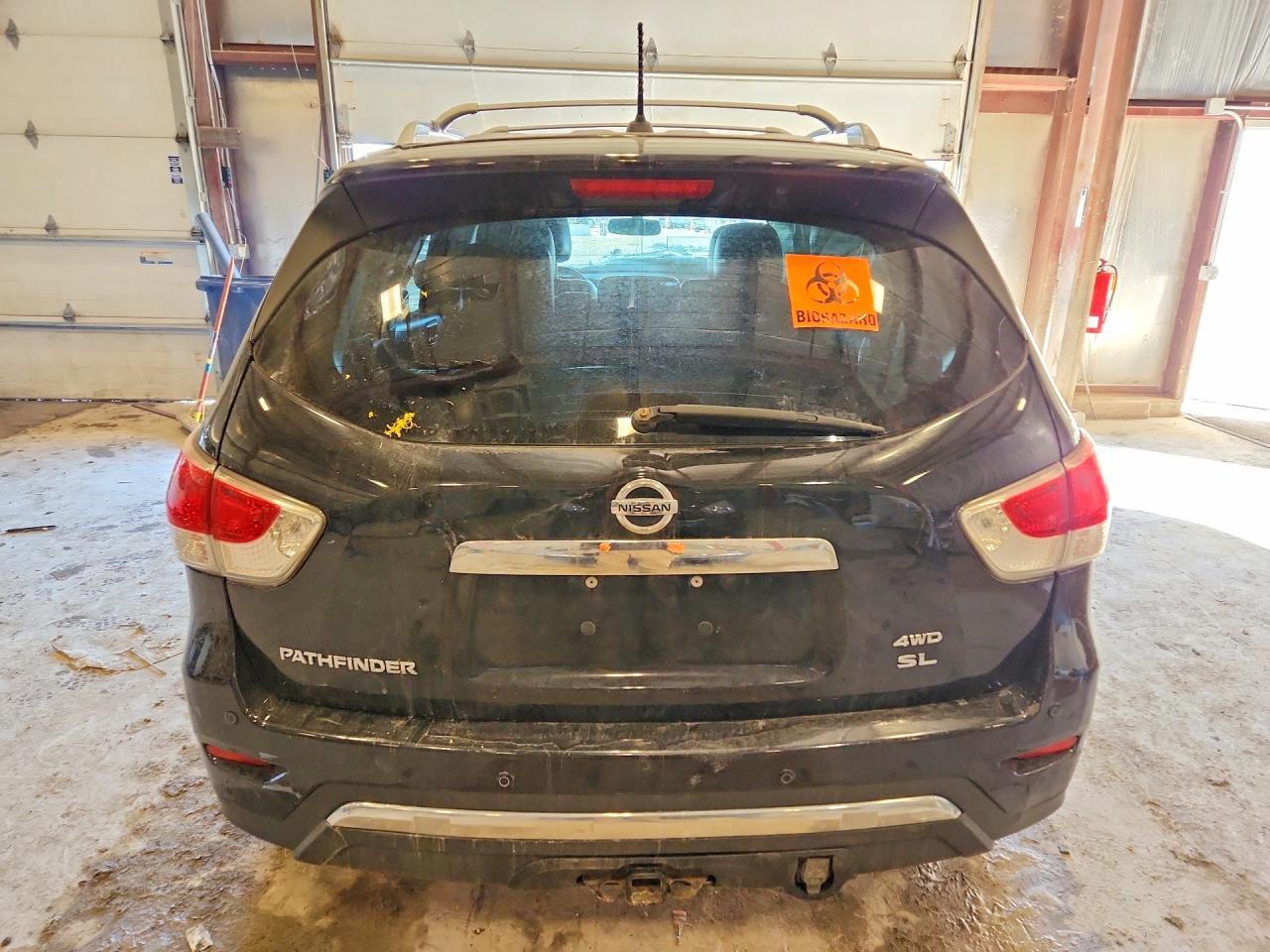 2013 Nissan Pathfinder s