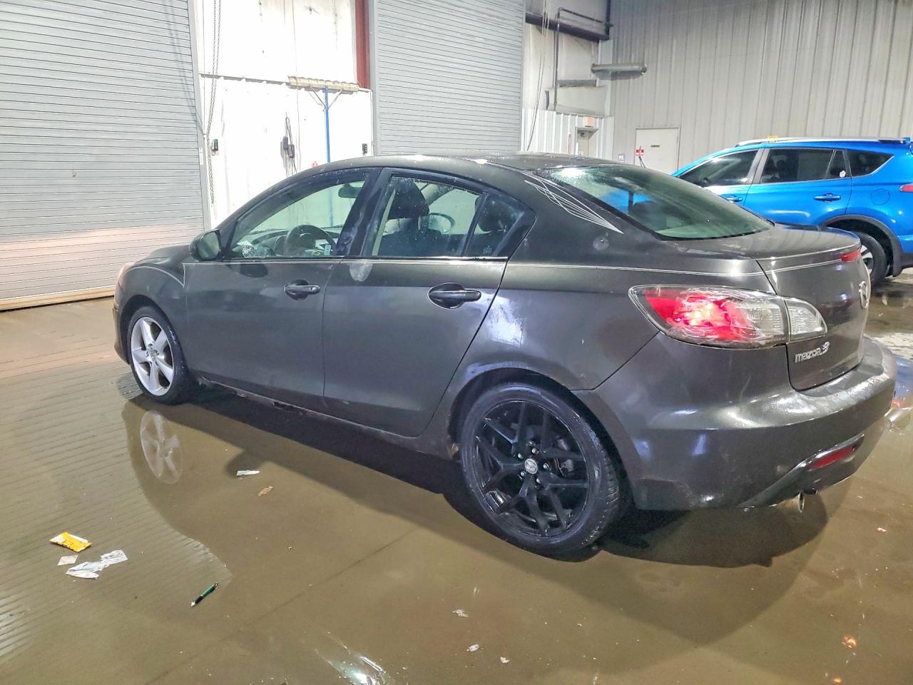 2010 Mazda 3 I