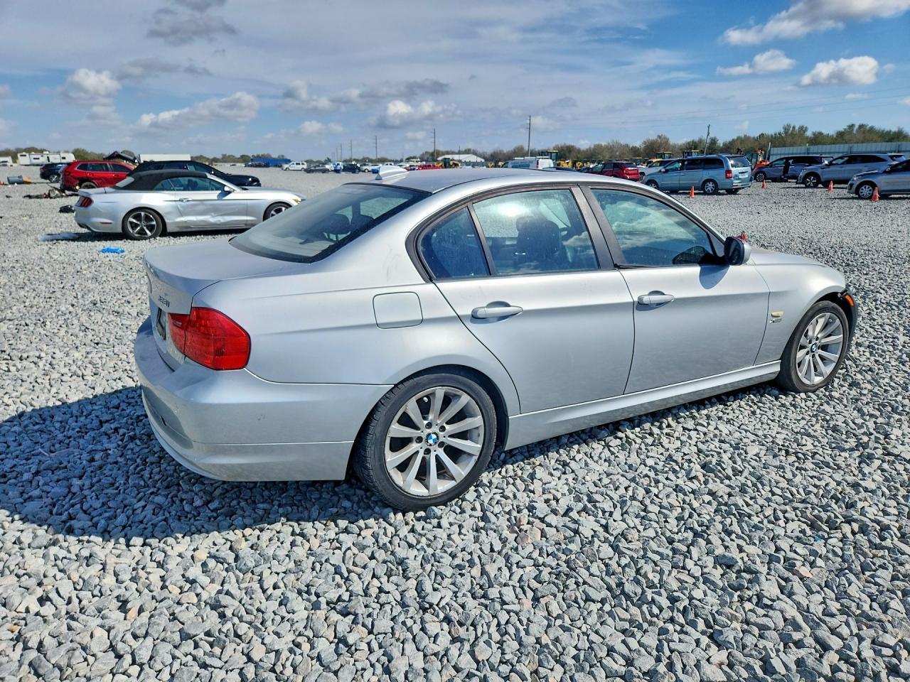 2011 BMW 328 xi Sulev
