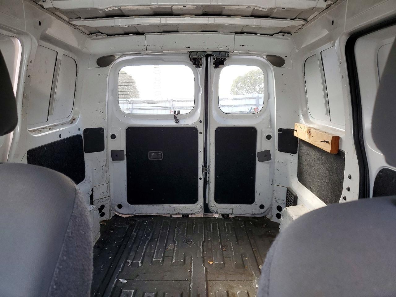 2019 Nissan NV200 S