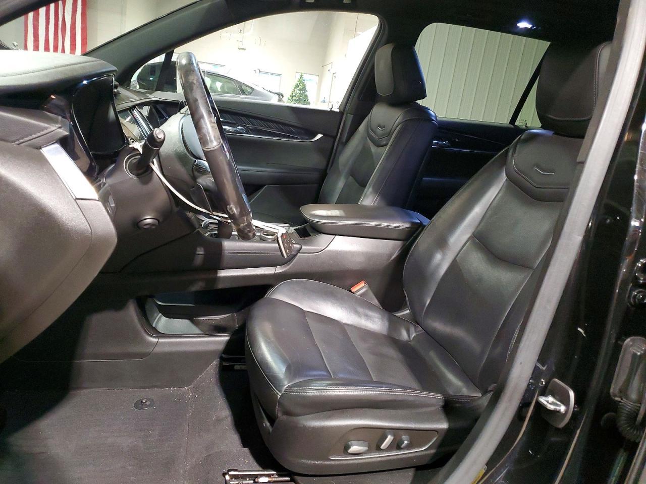 2022 Cadillac XT6 Premium Luxury