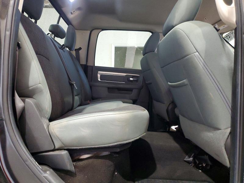 2017 Dodge RAM 1500 SLT