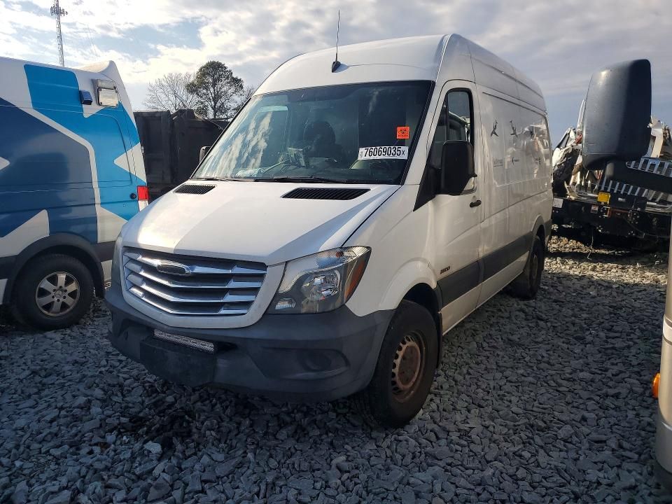 2014 Freightliner Sprinter 2500 Utility / Servicevan