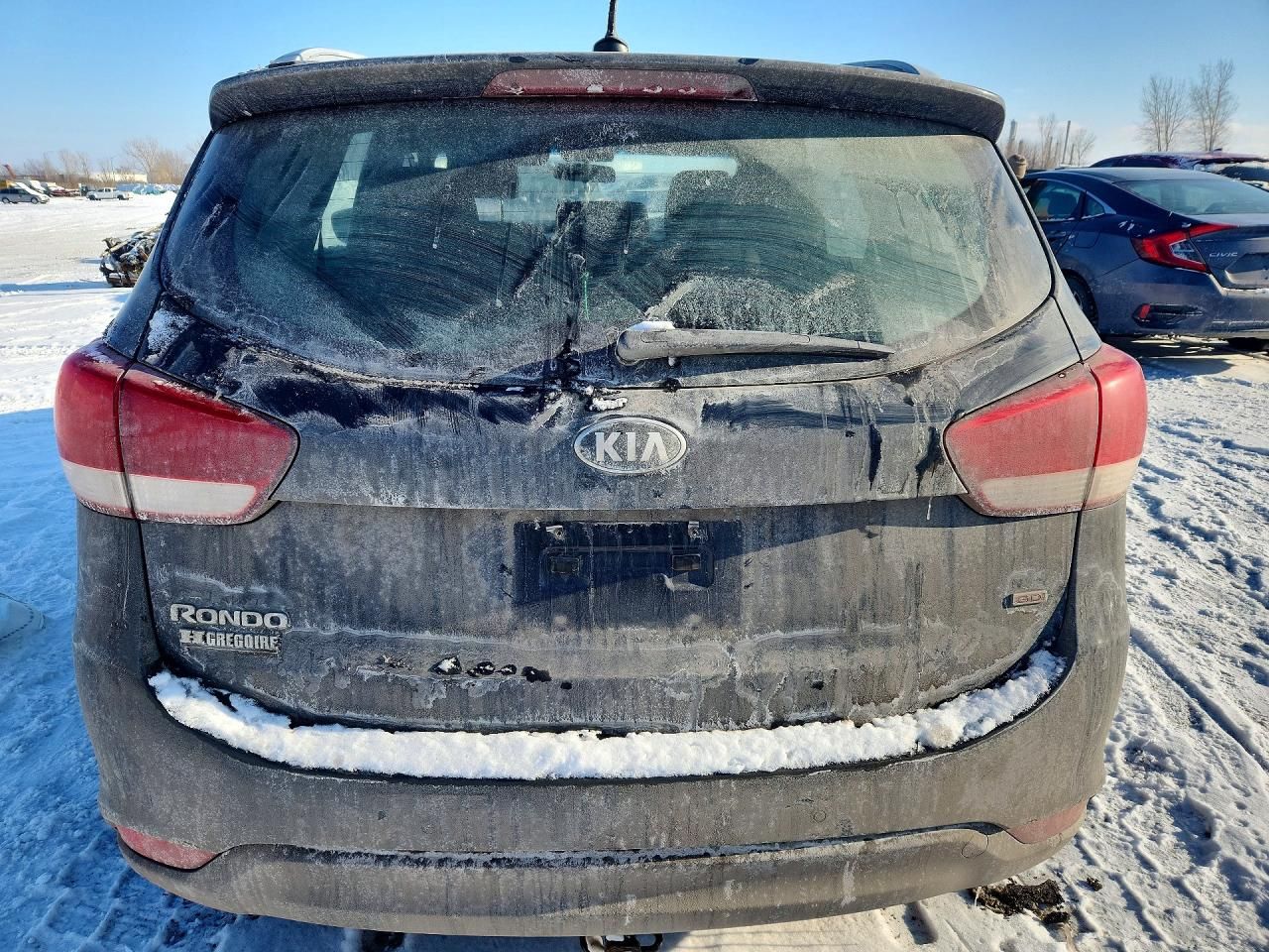 2014 KIA Rondo
