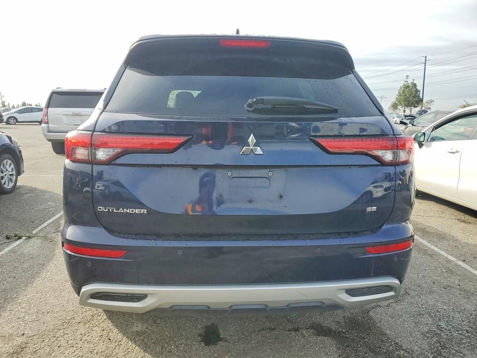 2022 Mitsubishi Outlander se