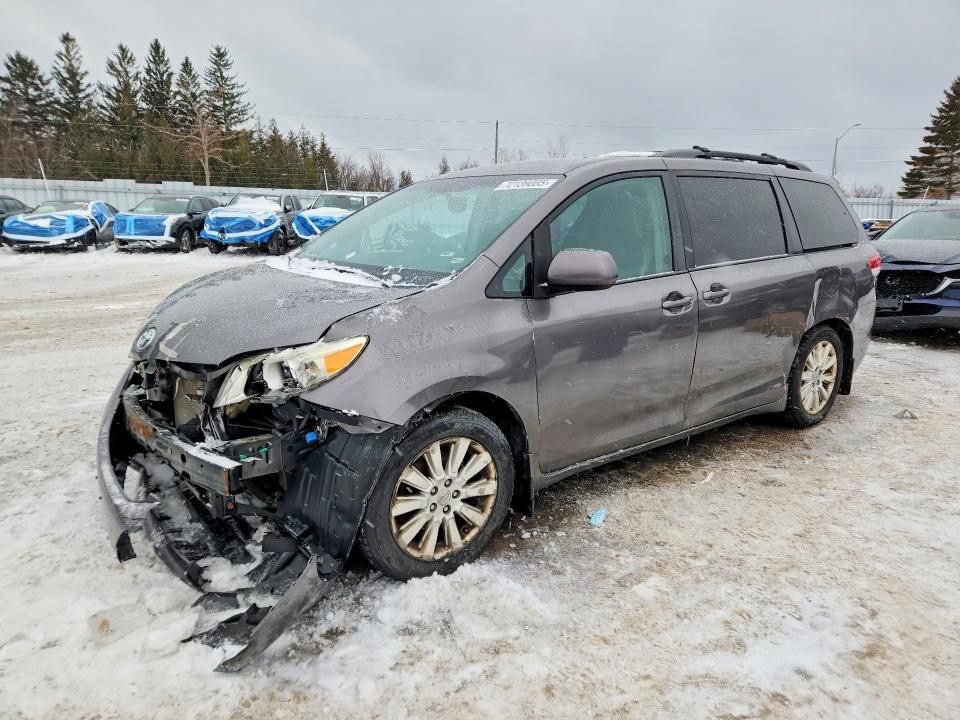 2011 Toyota Sienna le