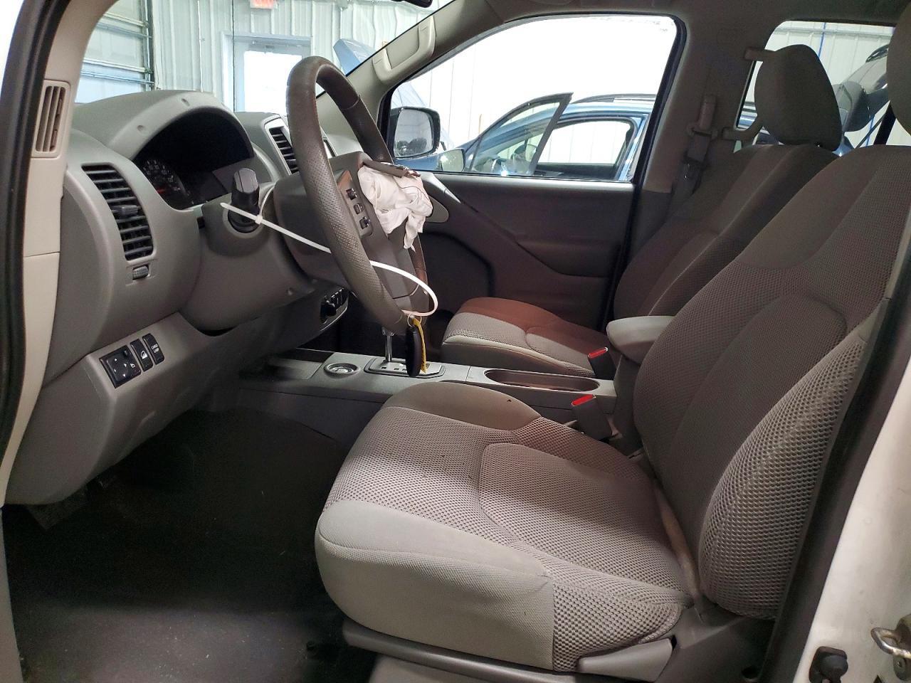 2020 Nissan Frontier s