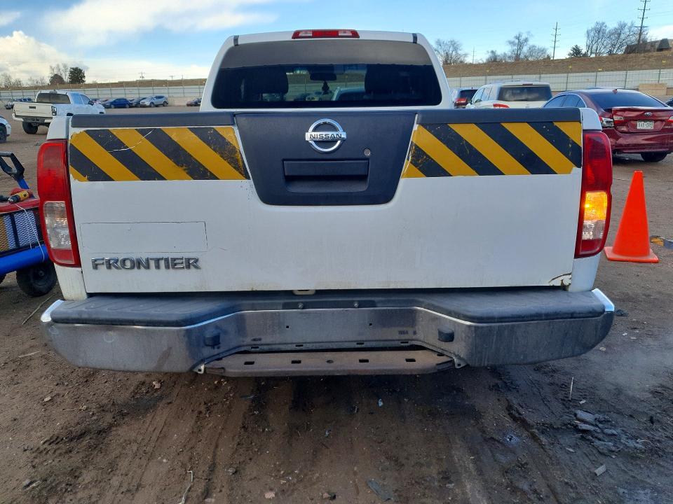 2012 Nissan Frontier s