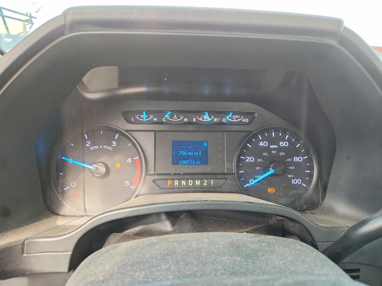 2019 Ford F550 Super Duty Flatbed Truck