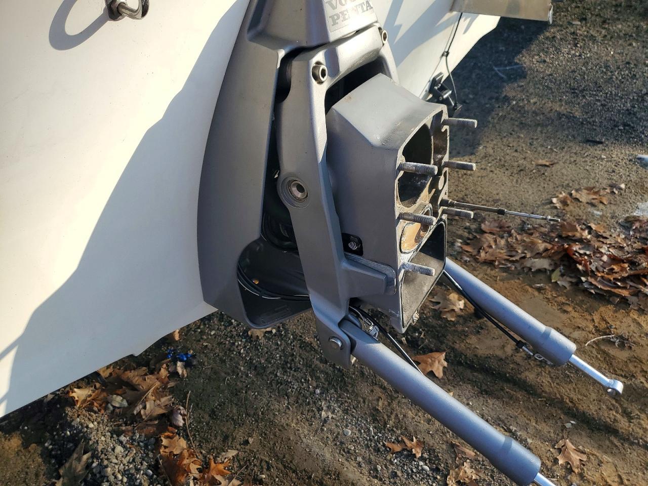 2007 Glasstron GX 185-Boat