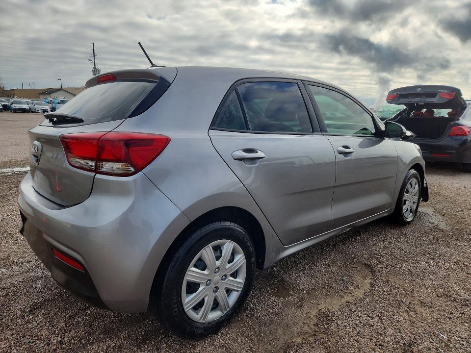 2022 KIA Rio 5-door s