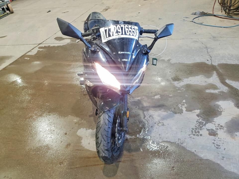 2017 Kawasaki EX650 F