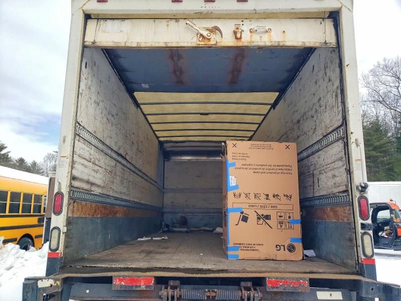 2012 Freightliner Business Class M2 BOX Truck