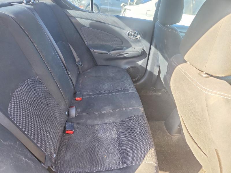 2016 Nissan Versa 1.6 sv