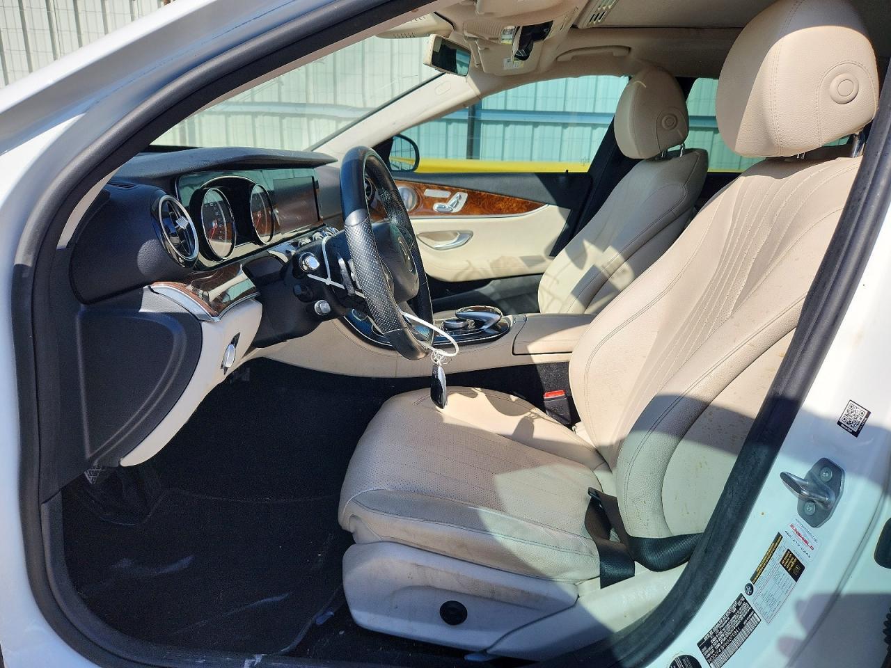 2017 Mercedes-Benz E 300