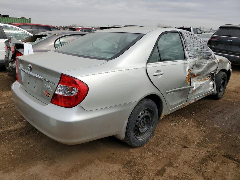 2002 Toyota Camry le