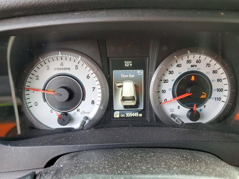 2015 Toyota Sienna Sport