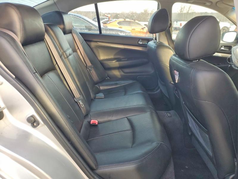 2011 Infinity G37