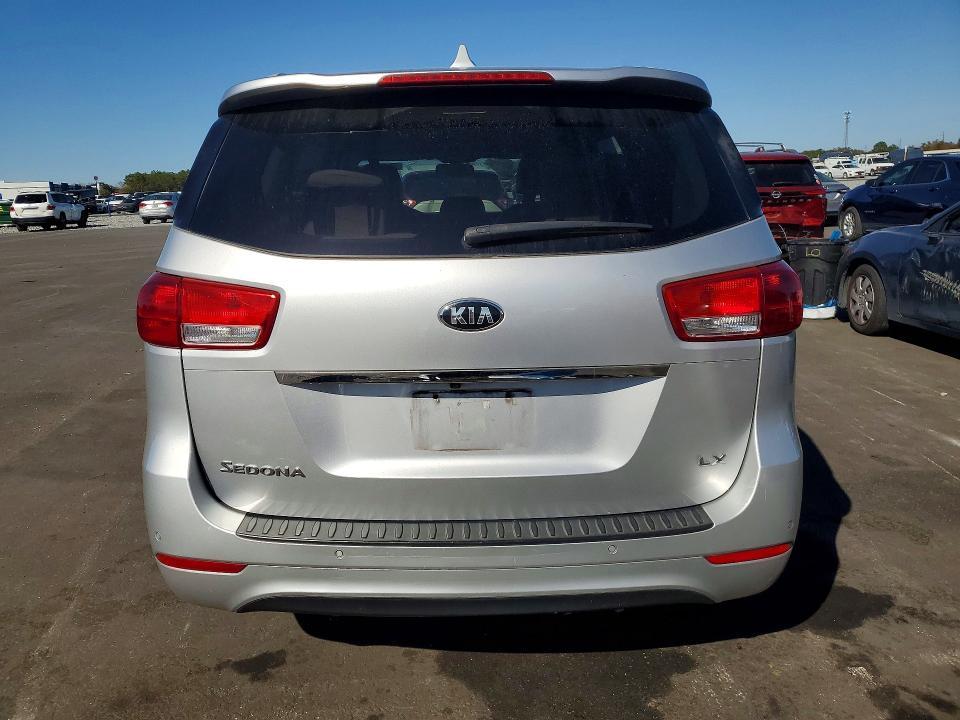 2016 KIA Sedona lx
