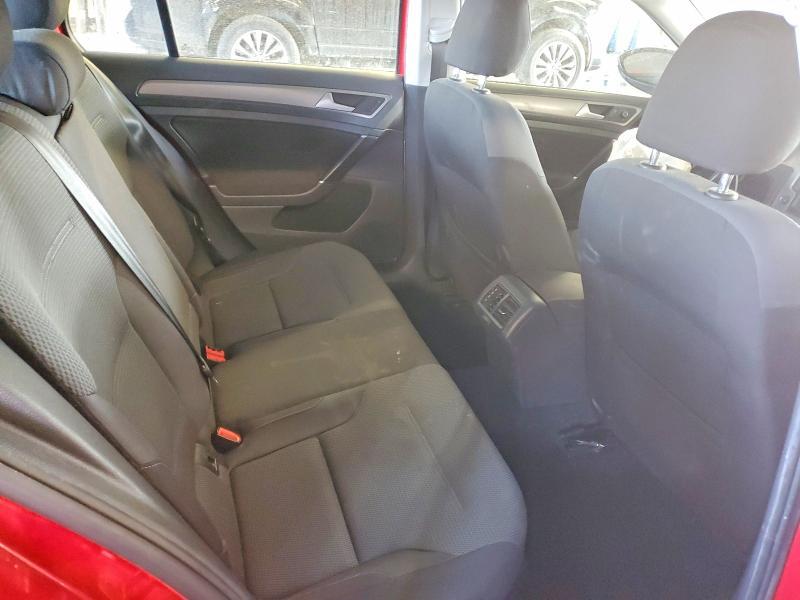 2016 Volkswagen Golf s