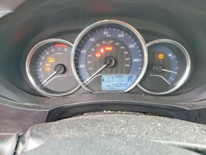 2014 Toyota Corolla le Plus