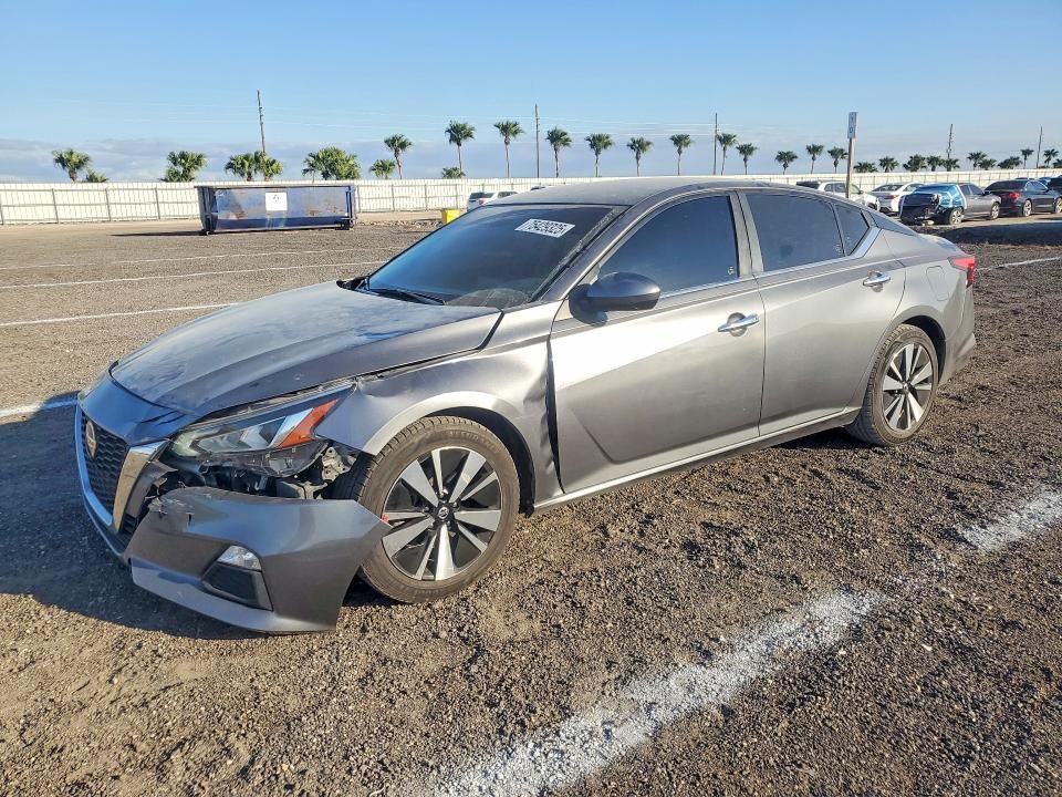 2022 Nissan Altima