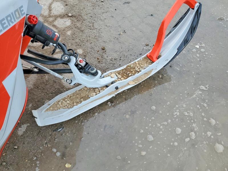 2021 Skidoo Snowmobile