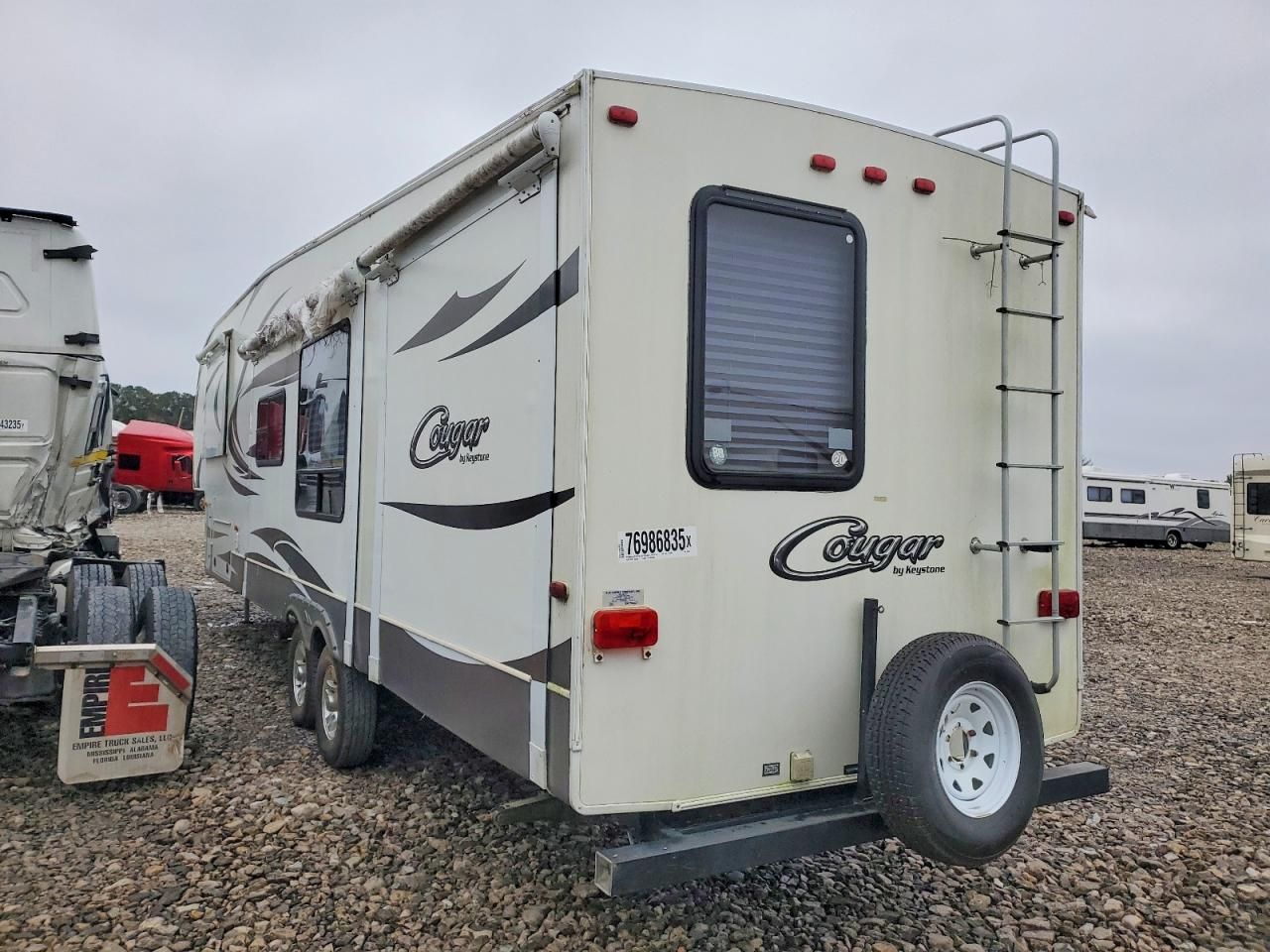 2013 Keystone Cougar Camper