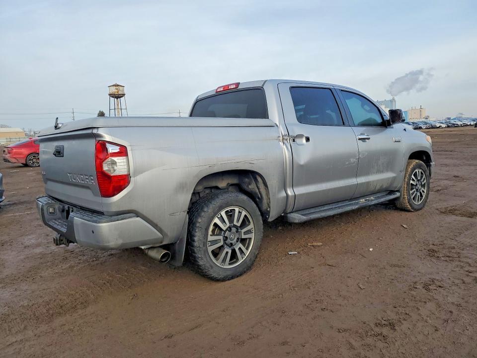 2014 Toyota Tundra Crewmax Platinum