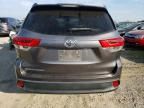 2017 Toyota Highlander le