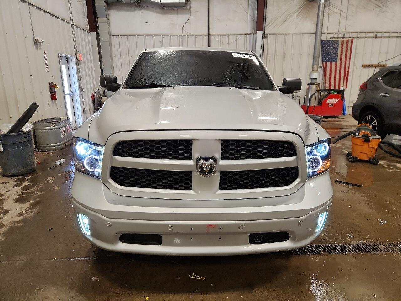 2017 Dodge Ram 1500 slt