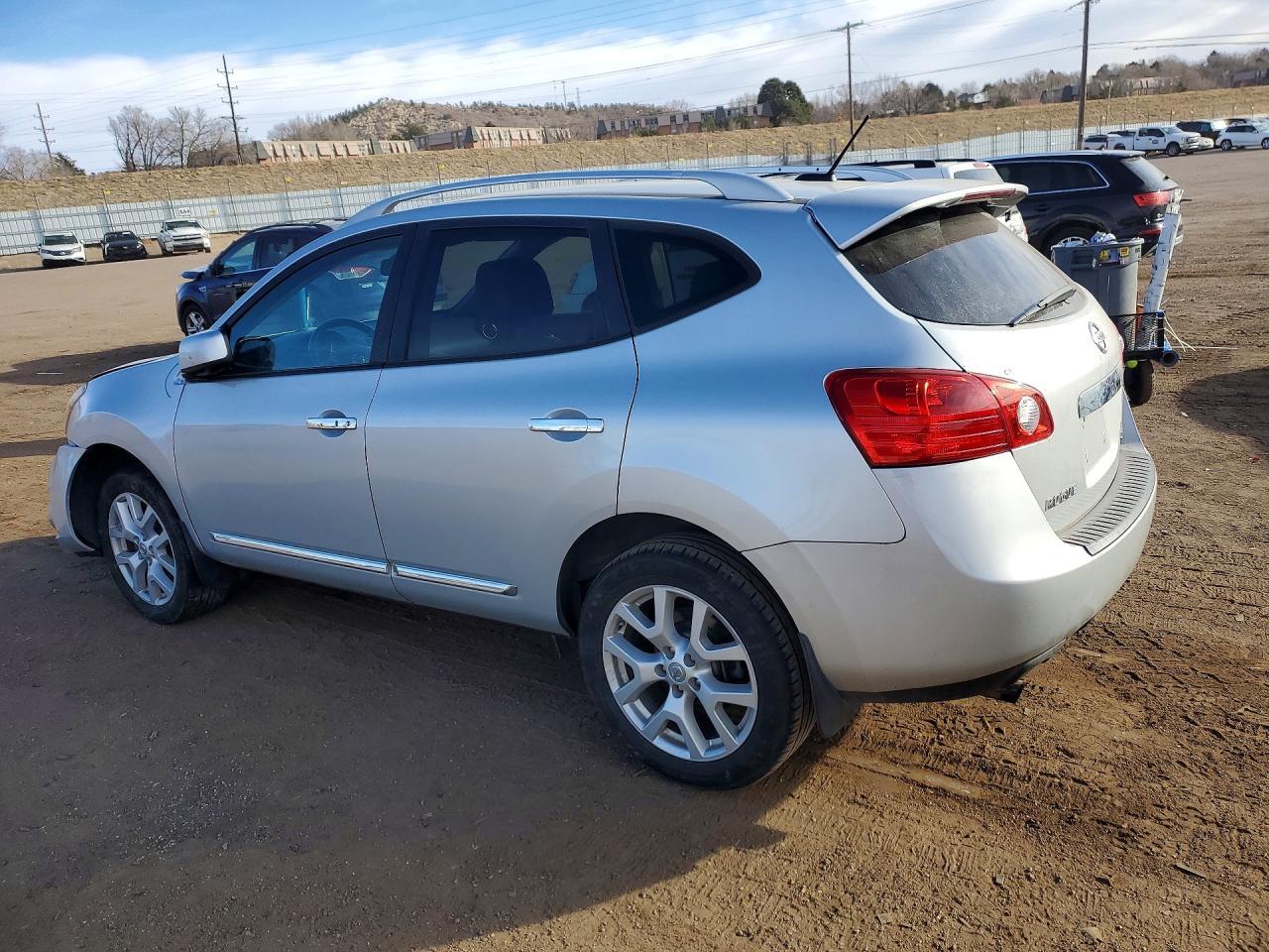 2013 Niss Rogue S AWD
