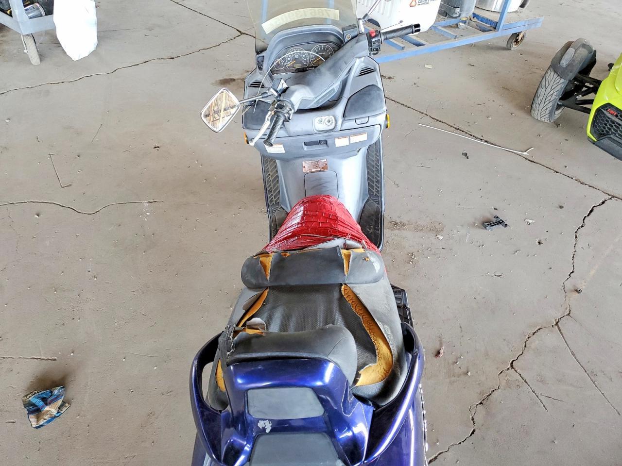 2005 Suzuki AN400