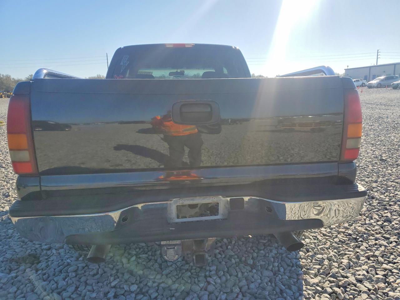 2003 GMC New Sierra K2500