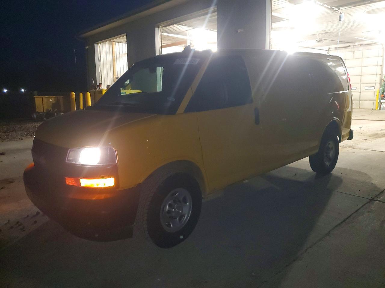 2021 Chevrolet Express G2500