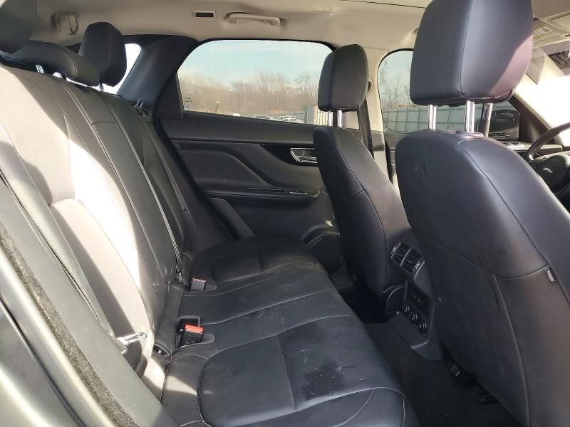 2017 Jaguar F-pace Premium